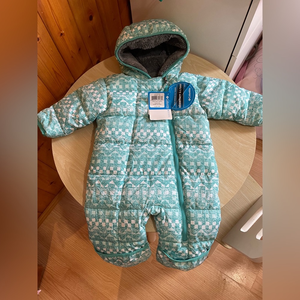 Columbia Snow Suit size 3-6 months Brand New with tags